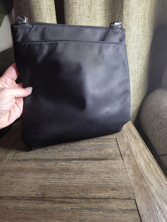 Kate Spade Nylon Black Crossbody Bag - Sleek Everyday Carry - Picture 2 of 8